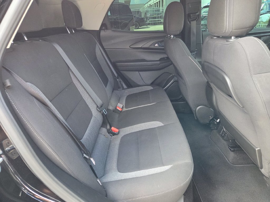 Used 2021 Chevrolet TrailBlazer LT w/ Convenience Package FWD image 13