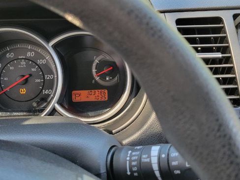 Used 2011 Nissan Versa 1.8 S w/ Plus Pkg image 19