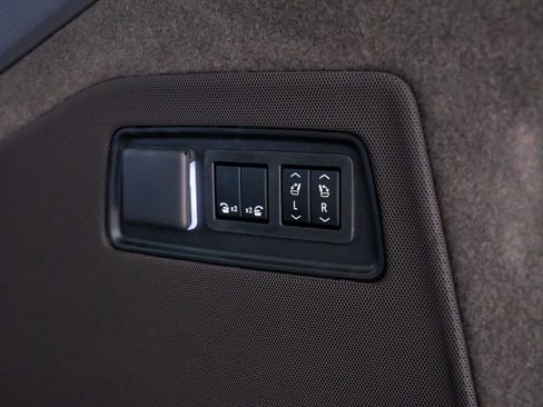 New 2026 Cadillac Escalade Luxury w/ Touring Package image 39