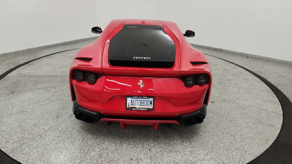 Used 2018 Ferrari 812 Superfast RWD image 22