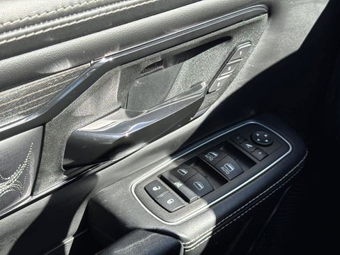 Used 2023 RAM 1500 Limited w/ Body Color Bumper Group image 23