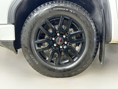 Used 2024 GMC Sierra 1500 Elevation w/ Elevation Premium Package AWD/4WD image 27