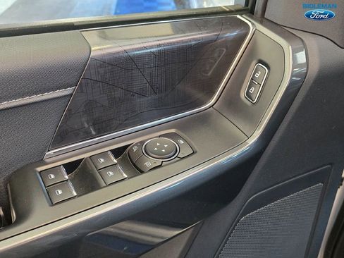 Used 2022 Ford F150 XLT w/ Equipment Group 302A High image 9