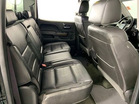 Used 2017 GMC Sierra 1500 Denali w/ Denali Ultimate Package AWD/4WD image 9