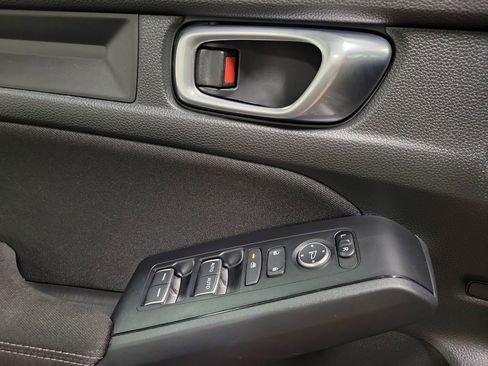 Used 2023 Honda Civic Sport image 18