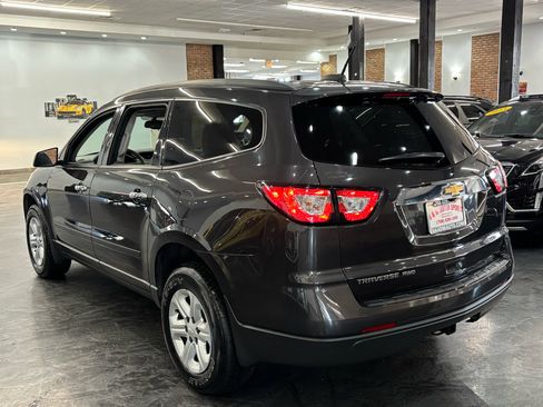 Used 2017 Chevrolet Traverse LS image 12
