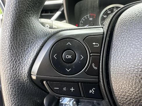 Certified 2021 Toyota Corolla LE FWD image 32