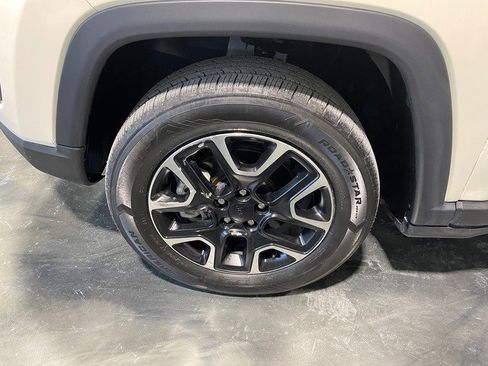 Used 2020 Jeep Compass Trailhawk AWD/4WD image 10
