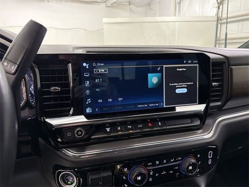 Certified 2024 Chevrolet Silverado 3500 High Country w/ High Country Premium Package image 26