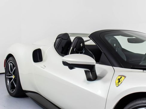 Certified 2025 Ferrari 296 GTS image 15