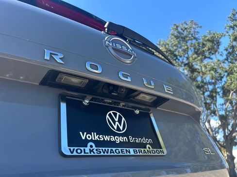 Used 2022 Nissan Rogue SL image 47