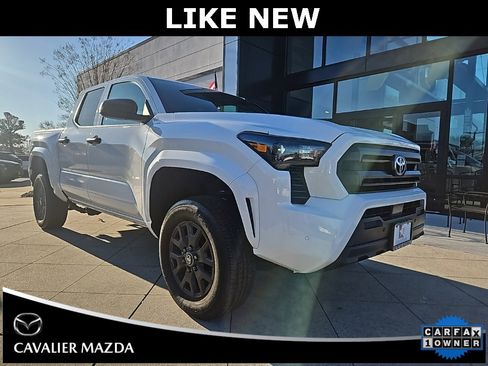 Used 2024 Toyota Tacoma SR image 1