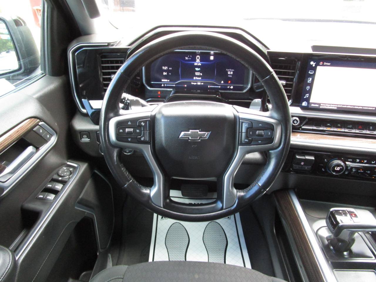 Used 2022 Chevrolet Silverado 1500 RST w/ Protection Package RWD image 10