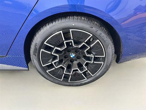 New 2026 BMW 430i xDrive w/ M Sport Package image 34