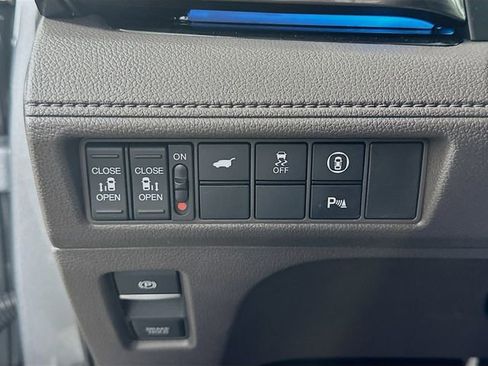 Used 2024 Honda Odyssey Elite image 10