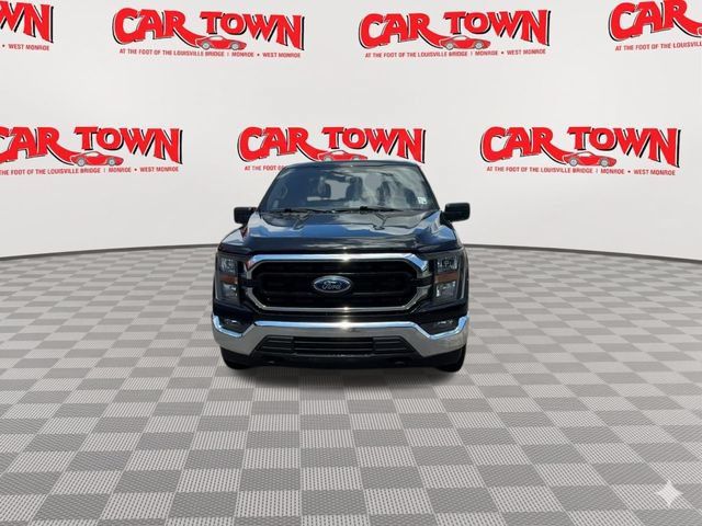 Used 2023 Ford F150 XLT w/ Trailer Tow Package AWD/4WD image 3