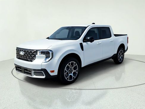 New 2026 Ford Maverick Lariat AWD/4WD image 2