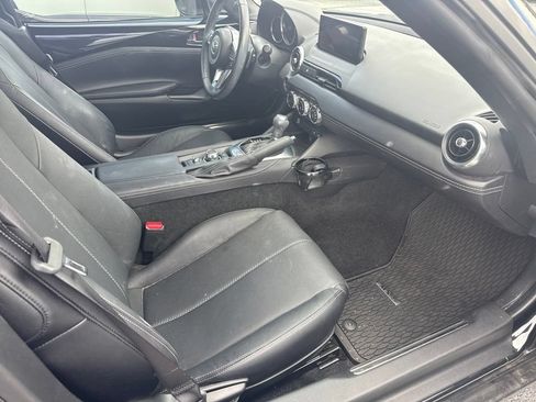 Used 2024 MAZDA MX-5 Miata Grand Touring RWD image 14