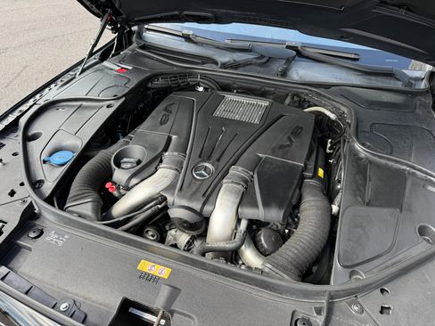 Used 2016 Mercedes-Benz S 550 Sedan image 19