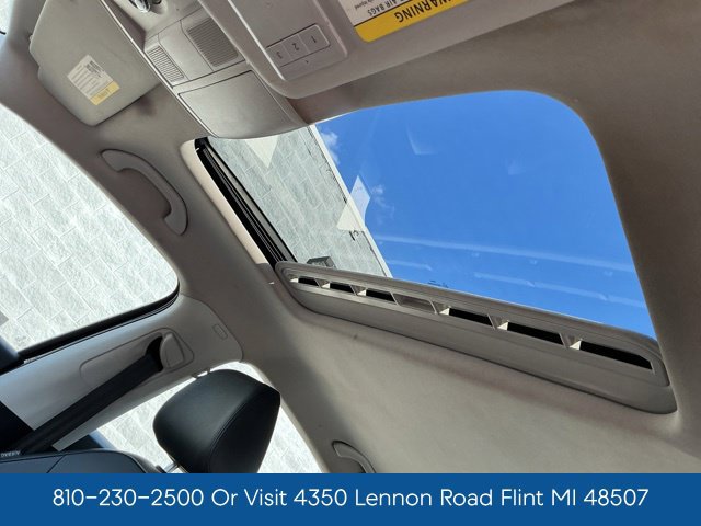 Used 2013 Volkswagen Passat 2.5 SEL FWD image 4
