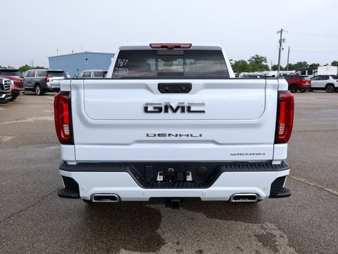New 2026 GMC Sierra 1500 Denali Ultimate w/ LPO, Black Badging Package AWD/4WD image 4