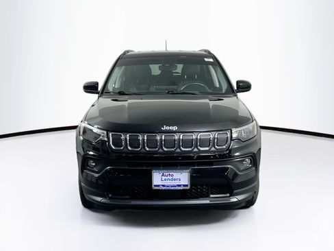 Used 2022 Jeep Compass Latitude AWD/4WD image 2