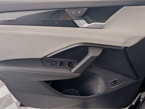 New 2026 Volkswagen Tiguan SE R-Line FWD image 15