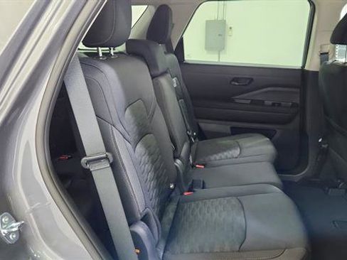 New 2026 Nissan Pathfinder SV image 28