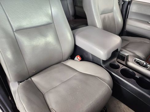 Used 2011 Toyota Sequoia Platinum AWD/4WD image 11