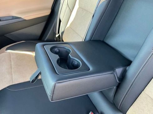 New 2026 Chevrolet Equinox ACTIV w/ Convenience Package III AWD/4WD image 30