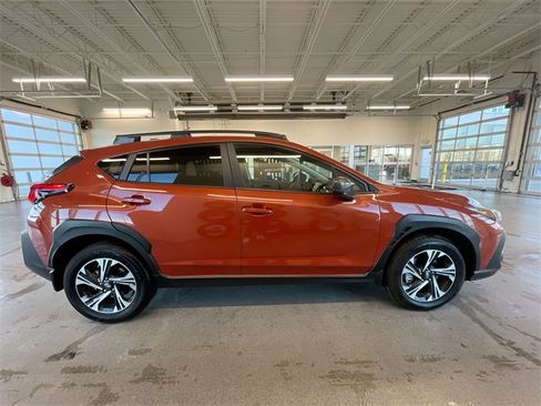 Certified 2025 Subaru Crosstrek 2.0i Premium image 6
