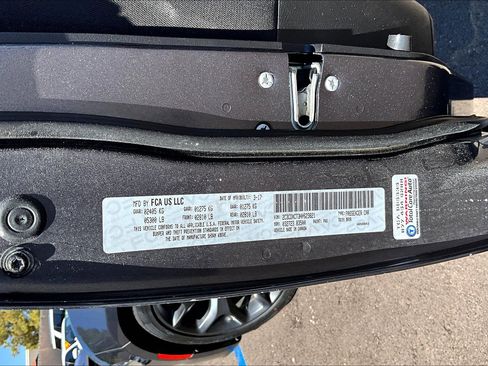 Used 2017 Dodge Charger R/T image 32