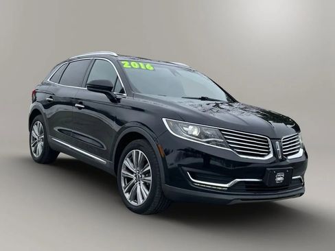 Used 2016 Lincoln MKX Reserve w/ Climate Package image 32