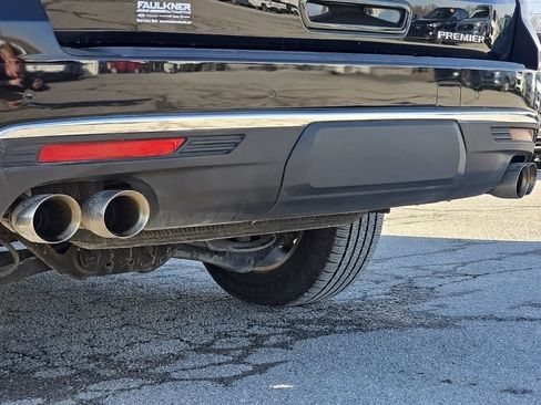 Used 2021 Chevrolet Tahoe Premier w/ Premium Package image 14