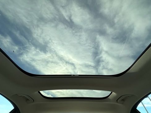 Certified 2021 Mercedes-Benz E 350 4MATIC Sedan image 18