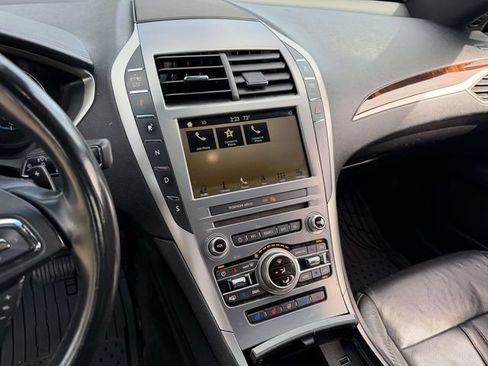 Used 2017 Lincoln MKZ Reserve w/ Climate Package AWD/4WD image 27