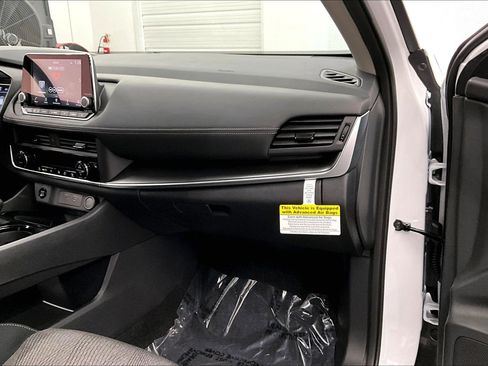 New 2026 Nissan Rogue SV AWD/4WD image 65
