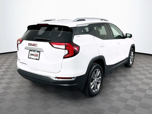 Used 2024 GMC Terrain SLT FWD image 11