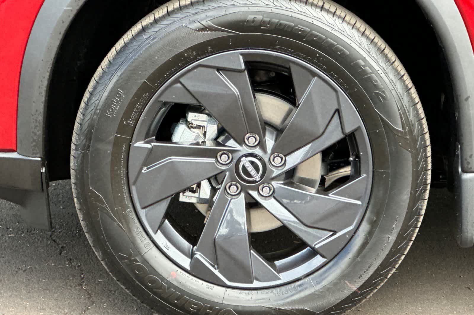 New 2026 Nissan Rogue SV AWD/4WD image 24