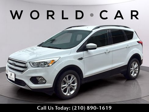Used 2019 Ford Escape SEL FWD image 11