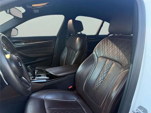 Used 2019 BMW M550i xDrive AWD/4WD image 9