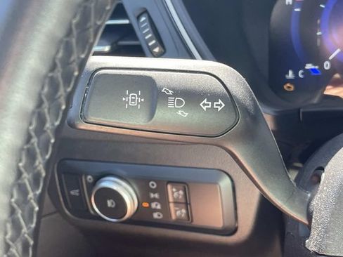 Used 2022 Ford Escape SEL w/ Technology Package FWD image 22
