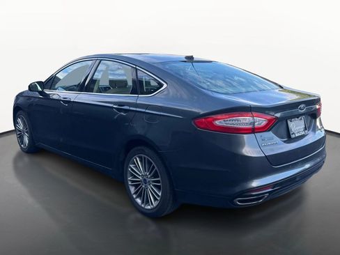Used 2015 Ford Fusion SE w/ Equipment Group 202A FWD image 5