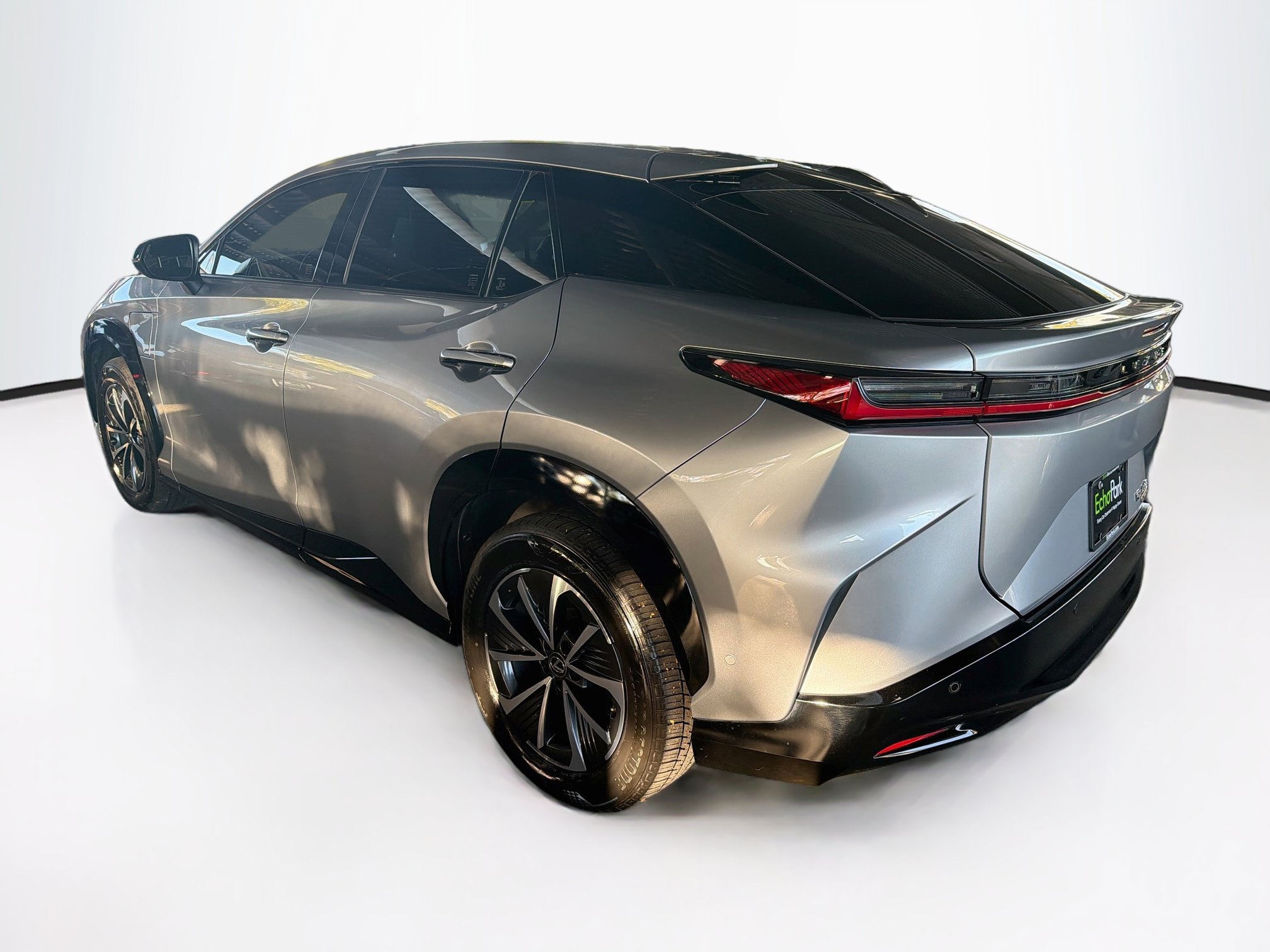 Used 2023 Lexus RZ 450e Premium w/ Technology Package AWD/4WD image 5