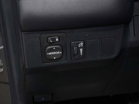 Used 2015 Toyota RAV4 XLE image 27