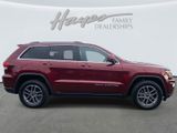 Used 2020 Jeep Grand Cherokee Laredo w/ Security & Convenience Group image 2