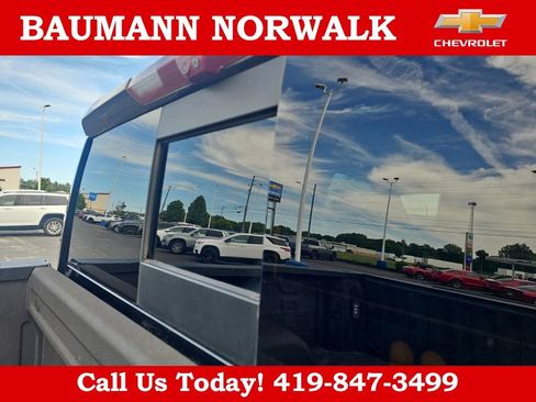 Used 2021 Chevrolet Silverado 1500 High Country w/ Technology Package AWD/4WD image 27