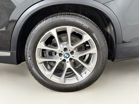 Used 2023 BMW X5 xDrive40i w/ Luxury Seating Package AWD/4WD image 30