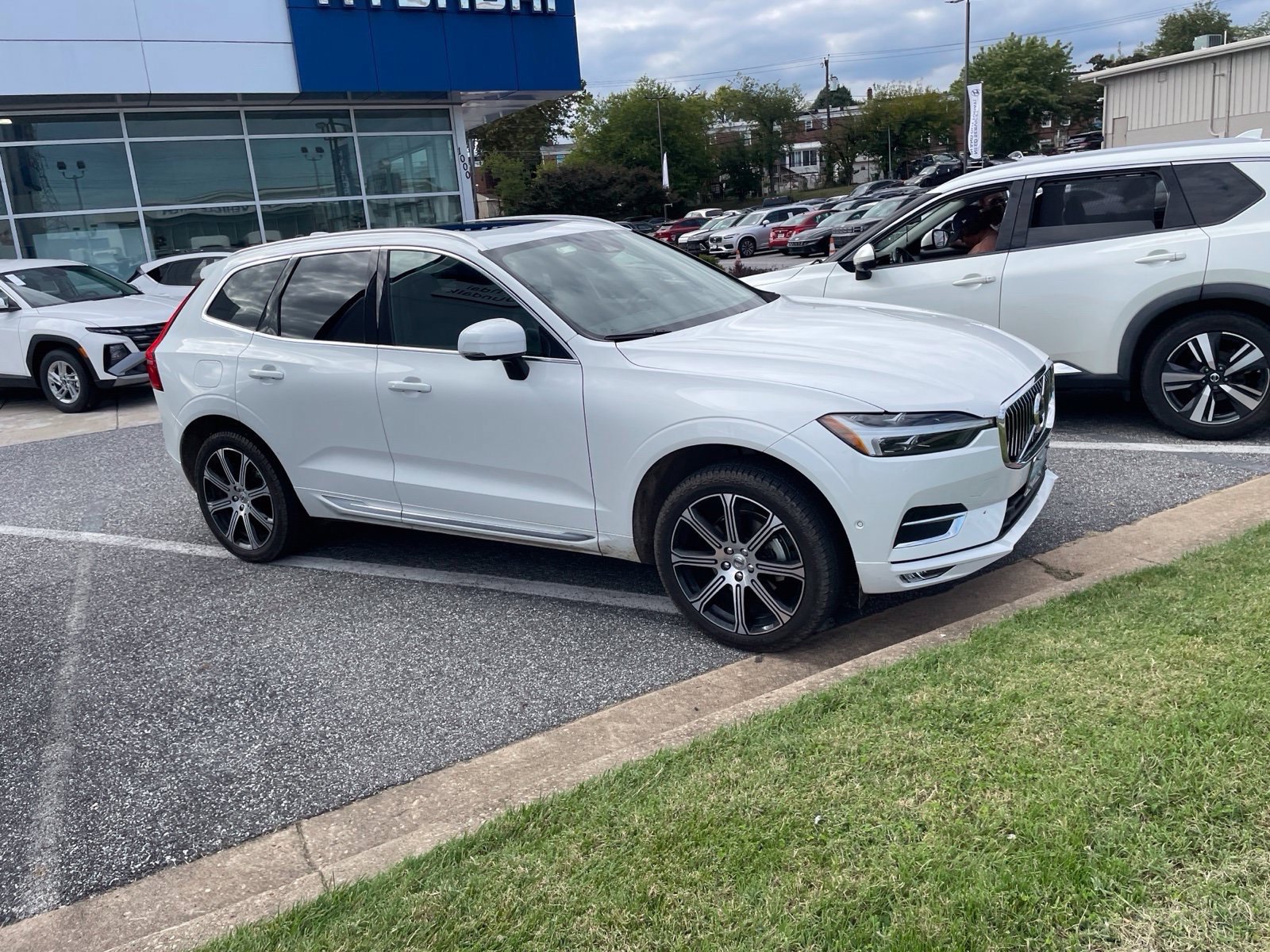 Used 2021 Volvo XC60 T5 Inscription w/ Advanced Package AWD/4WD image 7