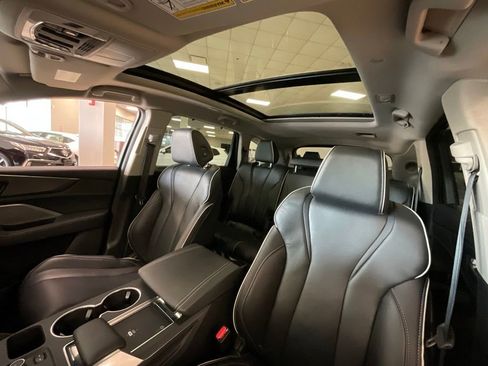 Certified 2023 Acura MDX SH-AWD w/ Advance Package image 10